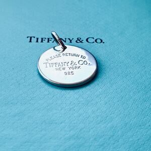 Authentic TIFFANY & CO Vintage Sterling Silver Round Tag Pendant